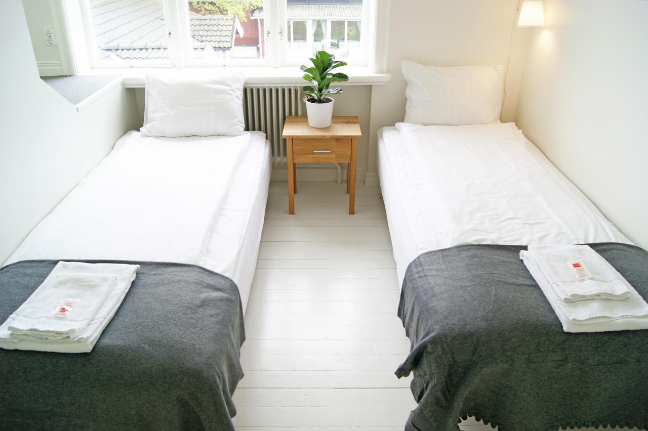 Alvaret Hotel & Hostel Lottorp Экстерьер фото